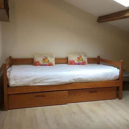 Daire Charmante Maison De A Avec Climatisation Et Parking - Fr-1-584-60